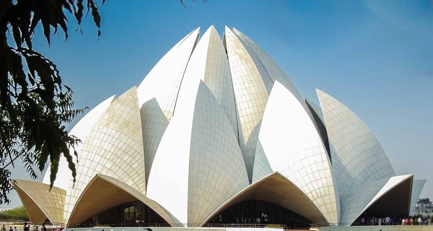 Golden Triangle Tour With Ranthambore With Luxury 4 Star Hotels